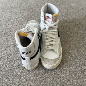 Nike blazer mid 77’ sneakers